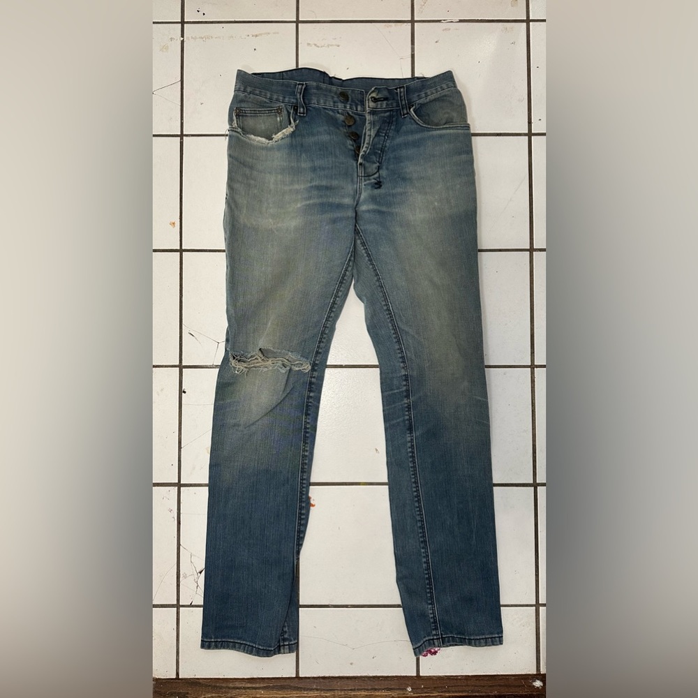 Ksubi men’s distressed jeans. Size 30